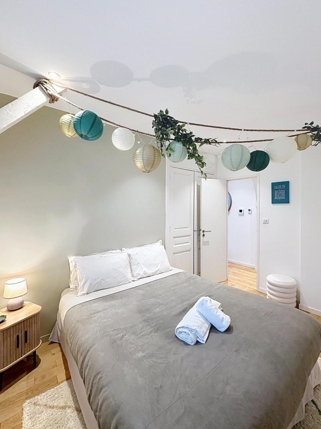 So Guest- Pepite De Charme Proche Cathedrale, Climatisation Parking Apartment Reims Luaran gambar